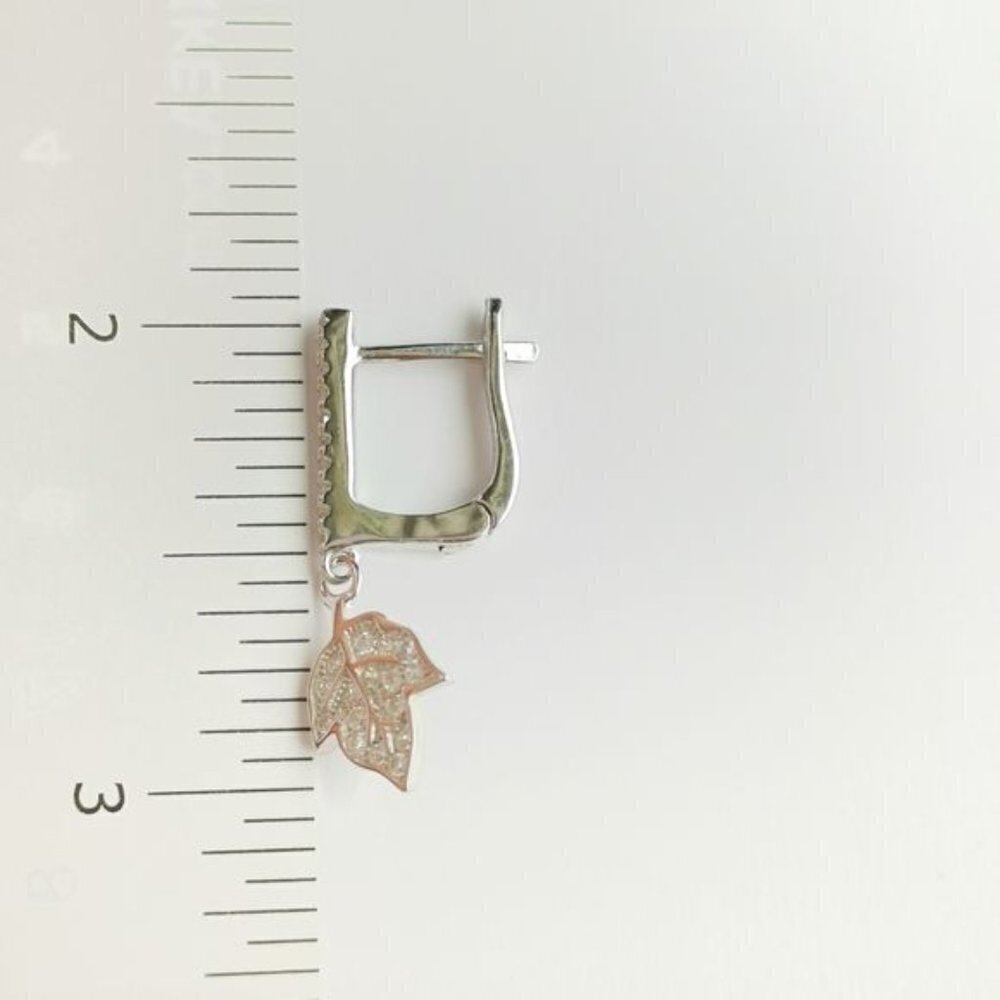 New Sterling silver cz modernist lever back earrings leaf design - Picture 5 of 7